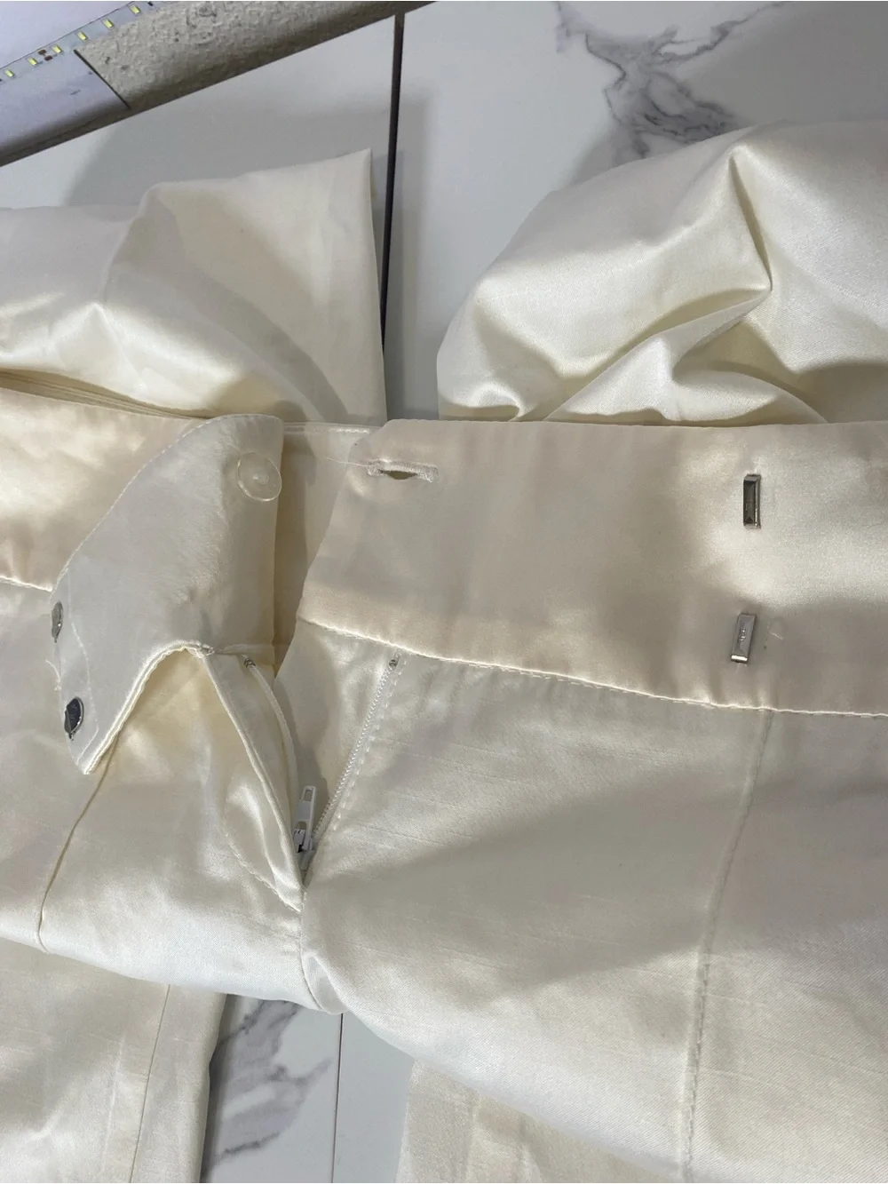 Vintage Bebe Low waist Pants Size 4 Off-white/cream Bootcut Silk Trouser US